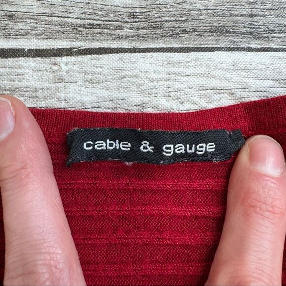 Cable & Gauge Women's Dolman Sleeve Sweater S SM Small Ruby Red Buttons Ribbed - Picture 5 of 12